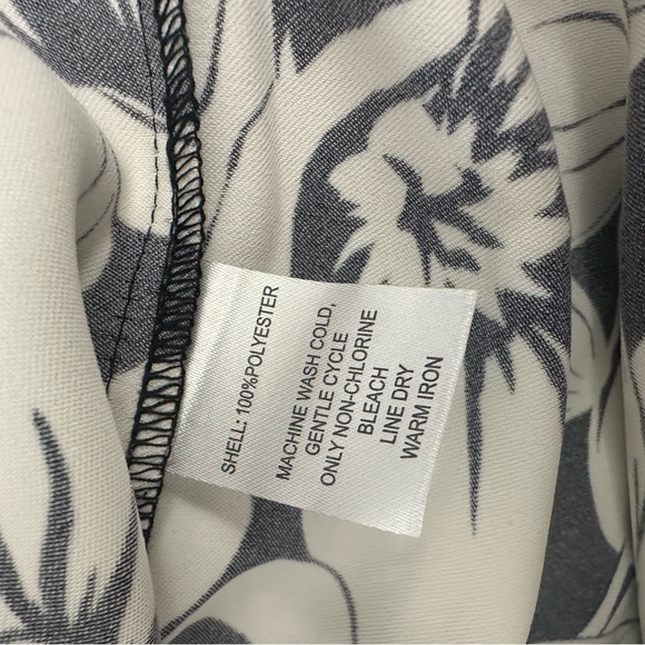 House Of Harlow Blouse - Picture 8 of 8